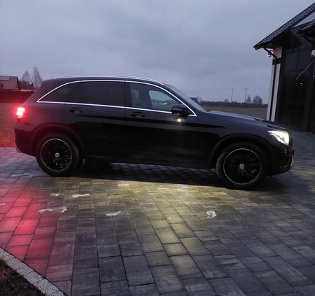 Mercedes-Benz GLC cena 179000 przebieg: 63782, rok produkcji 2019 z Parczew małe 466